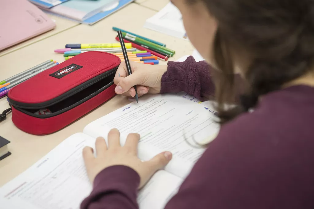 Eine Teilnehmerin bei einem Niveautest